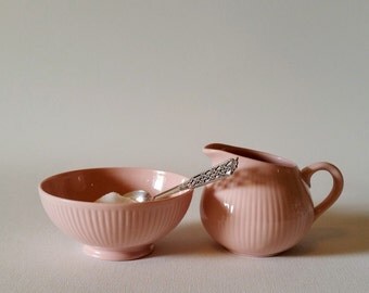 Reserved for Karin! Arabia 'Sointu' Kaj Franck pink creamer and sugar bowl Finland mid century
