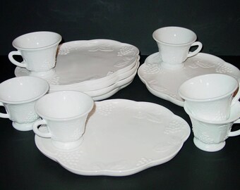 Colony Milk Glass Harvest Snack Sets, Service for (6), Snack Plates, Snack Cups, Grapes & Leaves, Indiana Glass, Lunch Plates