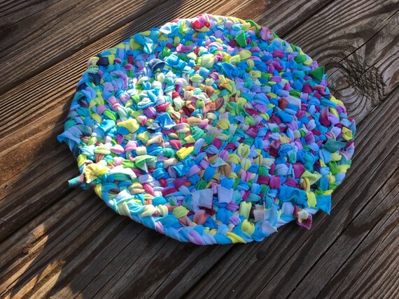 Oval trivet large trivet from upcycled tiedye by purplebasset Décor de Ovale table cuisine