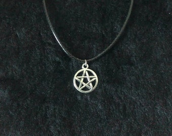 Pentagram necklace | Etsy