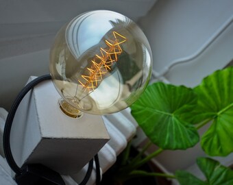 Kubik concrete lamp, table lamp,desk lamp, modern home, minimalist design, light dimmer, beton lampe, lumière béton, cement,