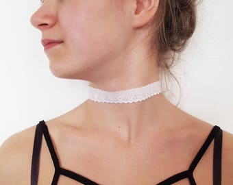 Choker / / wide cotton lace