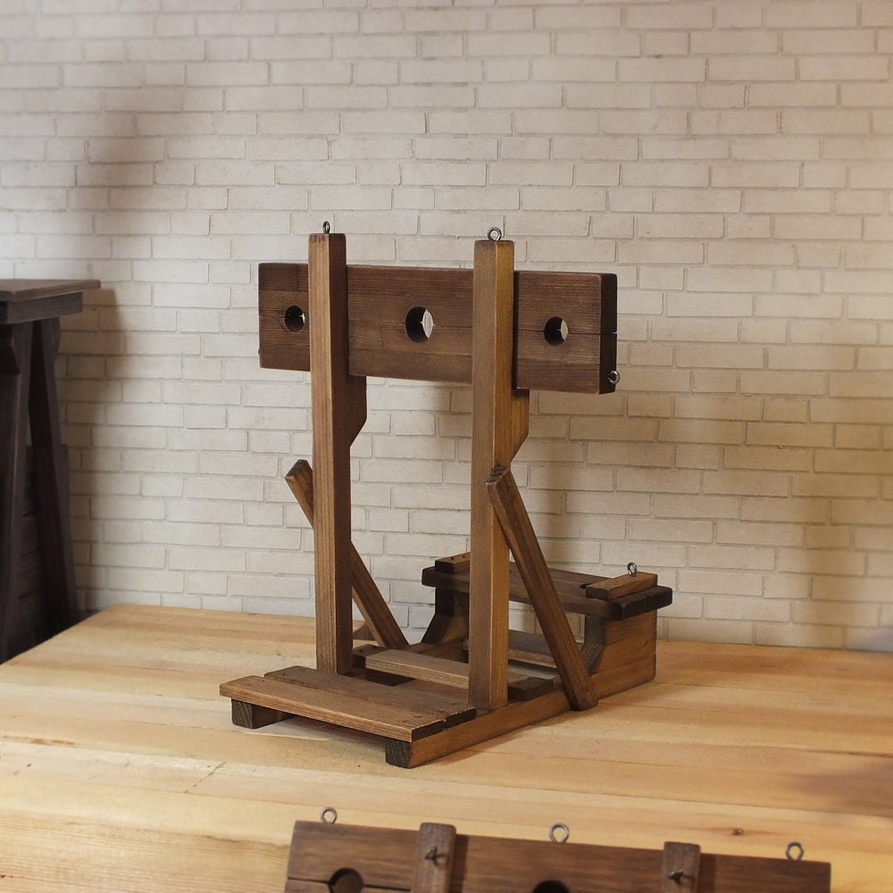 Dungeon Toys And Furniture 119