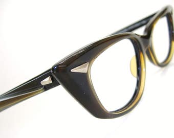 Vintage Pointy Cat Eye Glasses Eyeglasses or Sunglasses Frame Bausch & Lomb