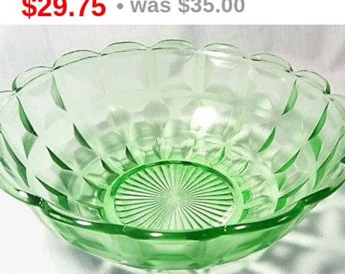 Vaseline Depressing Glass Block Optic Bowl with Wavy Edge, Green Vaseline Glass Bowl, Block Design Bowl, Antique Dression Glass Bowl