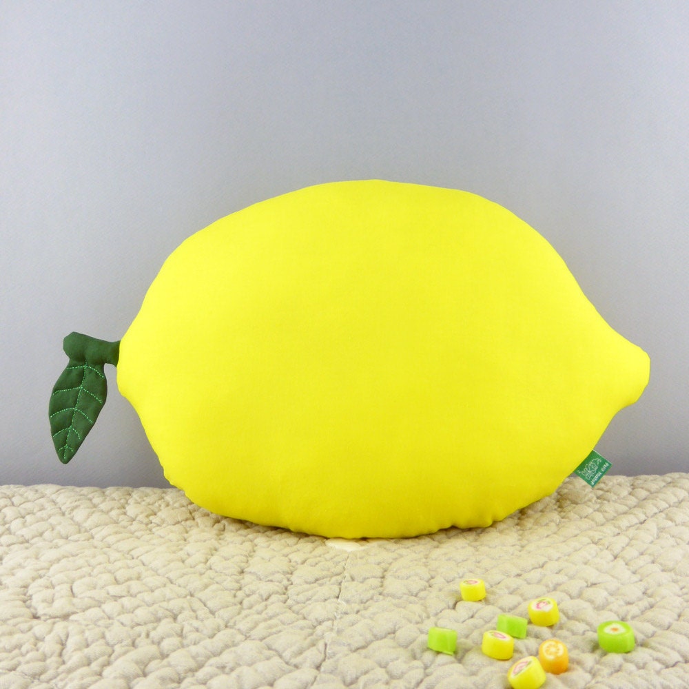 lemon slice cushion