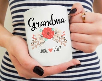 Grandma Coffee mug, Grandparents Mug, Custom Name mug, Mothers Day Gift, Baby Announcement Mug, Gift for Grandma, Custom Mug with Name, Cute
