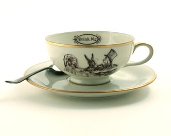 Alice in Wonderland, Tea Party, Tea Coffee Cup, Vintage Porcelain, Lewis Carroll, Drink Me, All Mad Here, Geekery Shabby Chic Romantic