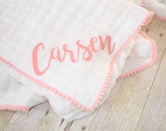 pom pom blanket, cotton baby blanket, PERSONALIZED BLANKET, gauze baby blanket, baby shower gift, white blanket, coral pom pom, photo prop
