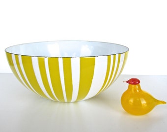 Vintage Cathrineholm Striped Enamel Bowl, 9.5" Danish Modern Enamelware Bowl, Yellow And White Enamel Bowl