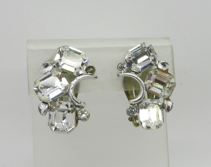 Lisner Clear Rhinestone Curved Earrings, Vintage Silver Tone Clip-on Earrings