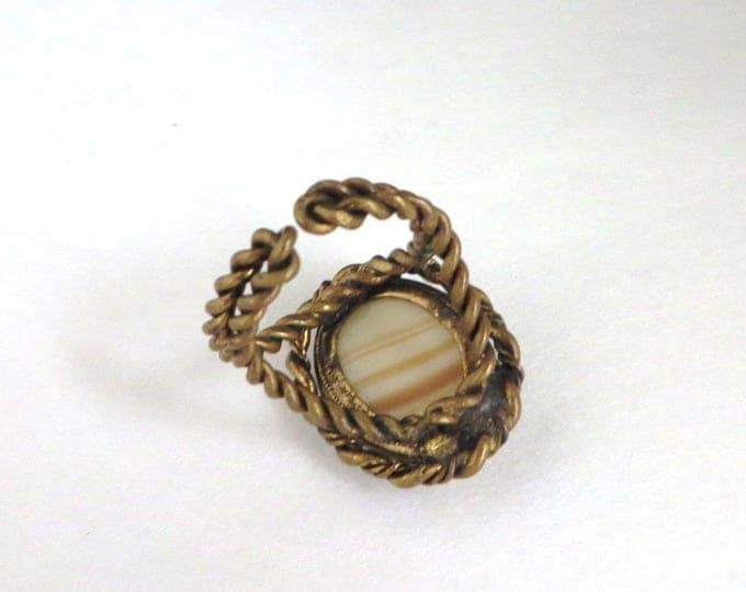 Vintage Brass Tone Adjustable Cameo Ring