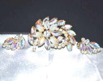 Vintage Juliana DeLizza Elster Aurora Borealis Brooch Earring Set