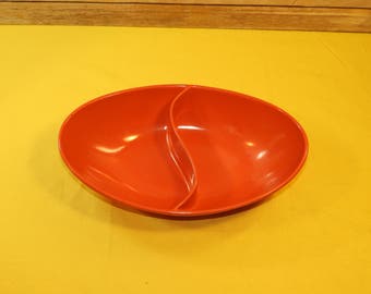 Vintage Spaulding Ware Partitioned Serving Platter Bowl, Red Serving Dish, Heavy Plastic Serving Dish, Chicago 11 3/8"