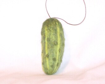 Christmas Pickle Ornament - Needle Felted - Life Size - Pickle Ornament - Green Pickle - Felt Christmas - Needlefelt Lucky Pickle Ornament