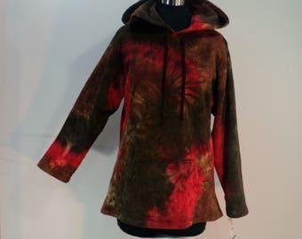 Plus sized tie dye Hoodie in 100% cotton fleece.
