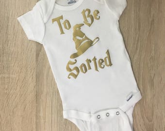 Sorting Hat Onesie, Hogwarts Onesie, Harry Potter Baby Clothes, Harry Potter Baby, Gryffindor Onesie, Ravenclaw Onesie, Slytherin Onesie