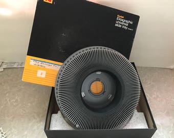 Kodak Ektagraphic universal slide tray model 2 in original box. #733