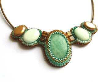 Amazonite and hemimorphites embroidered necklace