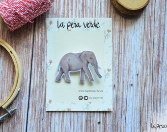 ELEPHANT BROOCH, elephant pin, animal brooch, animal pin, elephant illustratión, hand made brooch, shrink plastic pin, elephant watercoolor