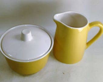 Yellow And White Ceramic Creamer And Sugar Bowl With Lid/Cover /Nice every day set/Crazing on Lid/ Good Used (S)