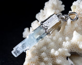 Madagascan Aquamarine Necklace main image 0
