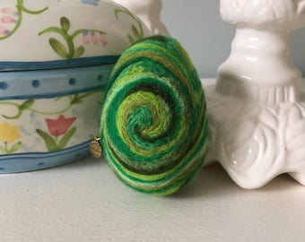 Easter Egg, needle felted egg, Needle felted Easter egg, Easter decoration, Spring decoration, decorative egg, colourful egg, Easter gift
