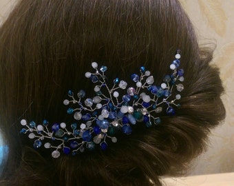 Bridal haircomb. Cristals comb. Wedding hair comb. Bridal Headpiece. Blue bridal hair comb.