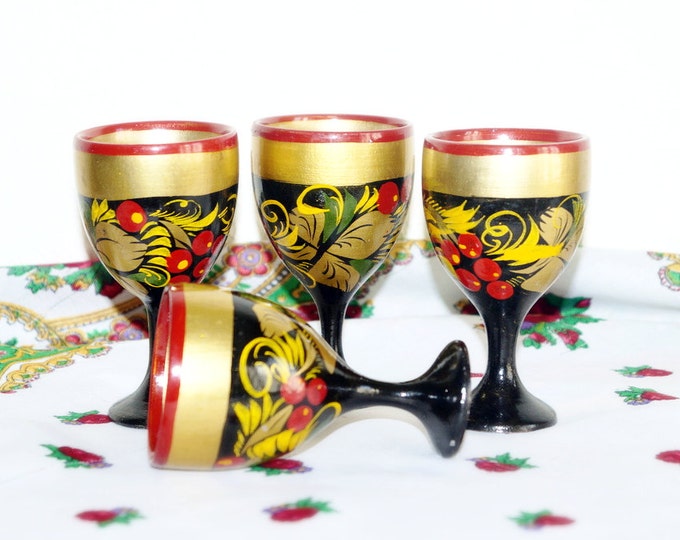Vintage set of 4 wooden cup Khokhloma - Soviet stemware hand-painted - Khokhloma painting - Hand painted wooden cups - Vintage USSR