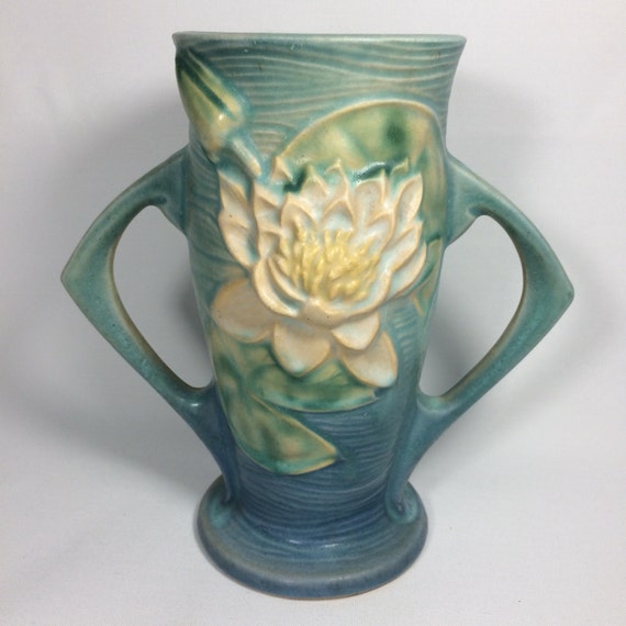 Roseville Pottery Water Lily Double Handle Vase in Blue 72-6