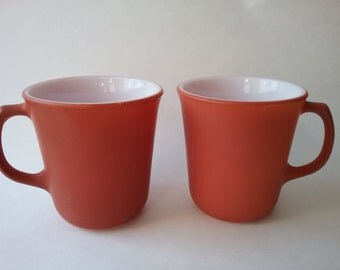 Vintage Burnt Orange Pyrex Mugs, Pyrex Coffee Cups, Burnt Orange Decor, Vintage Corning Ware, Vintage Coffee Mugs, Vintage Kitchen Decor