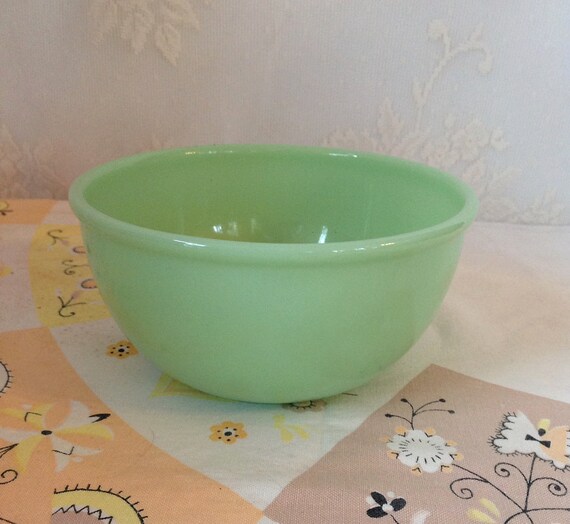 Jadeite 6 inch Beaded Rim Nesting Mixing Bowl Vintage Fire