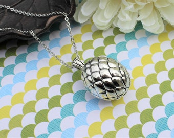 Dragon egg necklace, sci fi, fantasy, large dragon egg pendant silver, Daenerys, Khaleesi necklace, Khaleesi costume jewelry