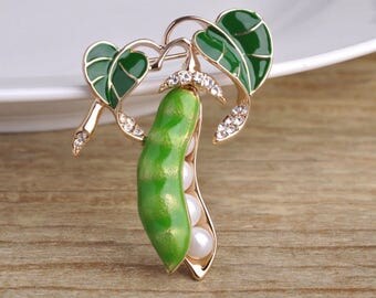 Peapod Brooch, Peas, Pea Pod, Green, Gold, Pearl, Spring, Garden, Green Thumb, Plant, Enamel, Rhinestones, Unique
