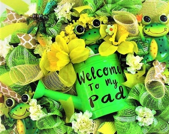 Summer Wreath, Deco Mesh Wreath, Out Door Wreath, Front Door Wreath, Whimsical Wreath, Frog Wreath, Spring Wreath, Daffidil Wreath,