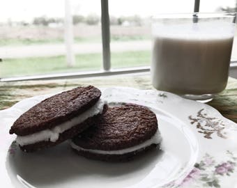 Low Carb, Keto Friendly Chocolate Sandwich Cookies!