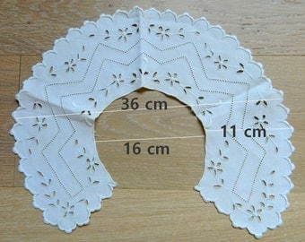 White Collar French Richelieu Cut work . Handmade cotton . Antique White French collar