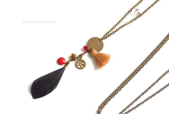 Delicate black red and brown boho necklace with feather and charms,Feather necklace,Delicate feather necklace,Tassel and feather