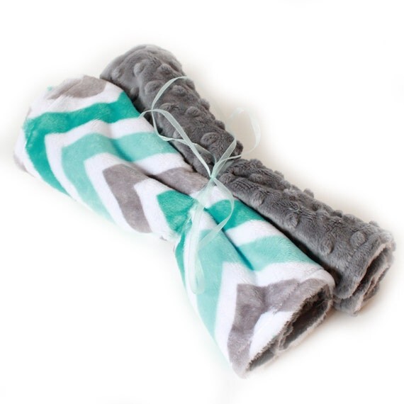 Teal Gray Chevron Burp Cloths, set of 2 Minky // Ready to ship // Minky Burp Cloth // Baby Shower Gift // New Baby Gift // Teal Burp Cloth