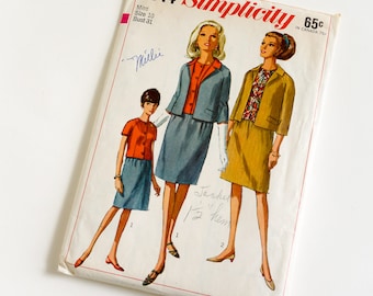 Vintage 1960s Womens Size 10 Skirt Suit and Overblouse Simplicity Sewing Pattern 6644 Complete / bust 31 waist 24