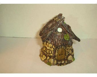 Mini Fairy Garden Hut/ Resin /Single /Minis/Supplies*
