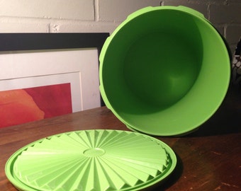 Vintage green round Tupperware storage container - 1970's