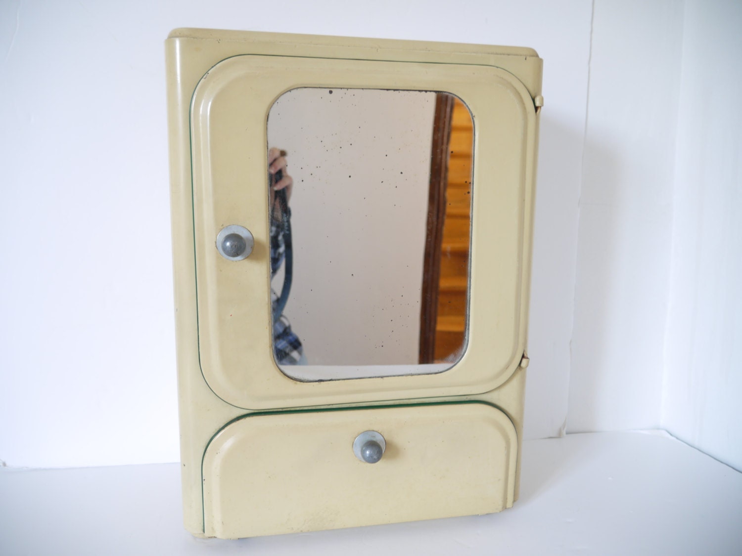 French Vintage Yellow enamel metal pharmacy bathroom