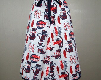 Vintage 1970s Wrap Skirt Darling RWB Kitties and Fish Cotton Novelty Print Skirt Size S