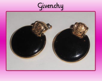 Signed Designer GIVENCHY Paris New York Gold Tone LOGO & Black Enamel Round PIERCED Earrings