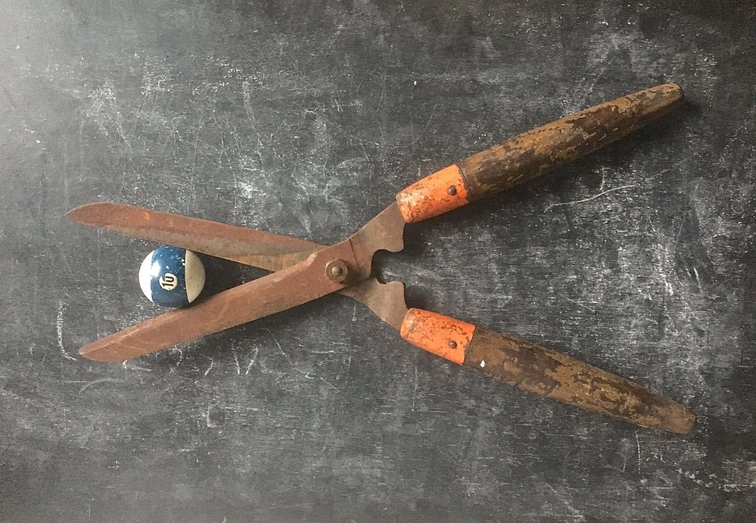 Vintage Rustic Garden Hedge Clippers Shears Orange Wood Handle Rusty