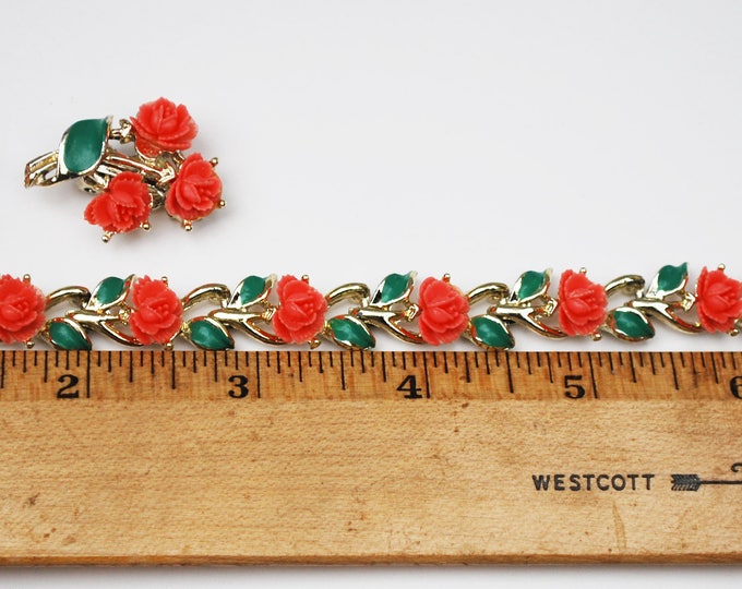 Celluloid flower link bracelet and earring Set - coral flower - green enamel - clip on earrings - Mid Century-