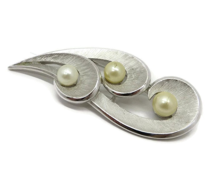Trifari Faux Pearl Leaf Brooch - Vintage Silver Tone Pin, Gift idea, Gift Box