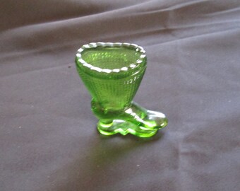 L. E.Smith Green Glass Victorian Boot Match Striker