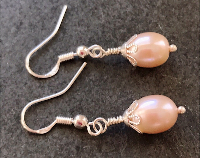 Pink freshwater pearl earrings, pink pearl earrings, pink pearl jewelry, pearl earrings, pale pink pearl earrings
